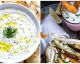 Aprende a preparar tzatziki, la deliciosa salsa griega de yogur