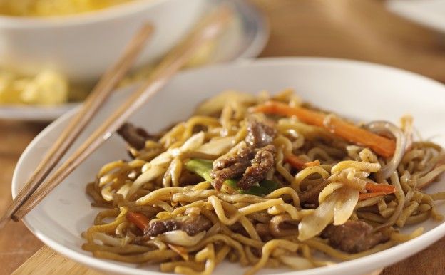 5. Ternera Lo mein