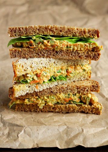 Sándwich de paté de ensalada de verduras