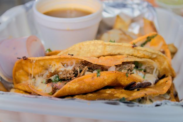 Tacos de birria