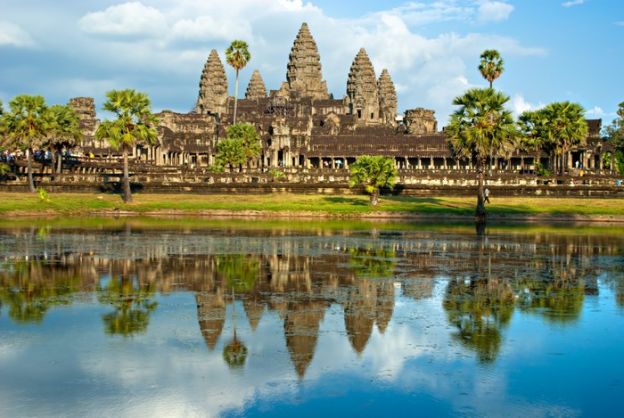 1. ANGKOR WAT, SIEM REAP (CAMBOYA)