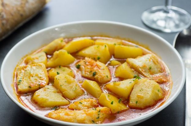 patatas guisadas con bacalao