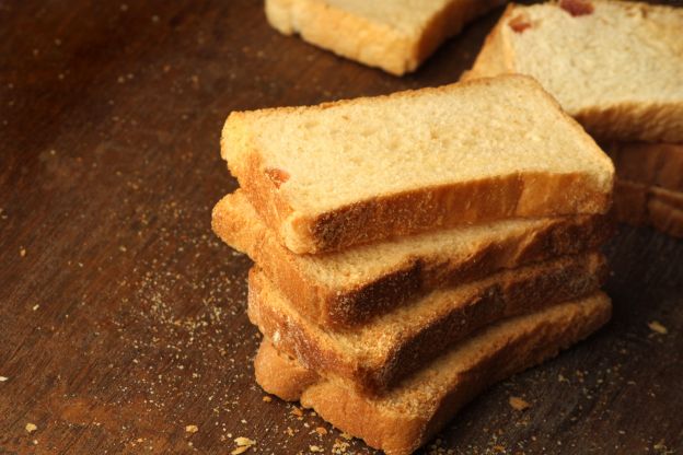 rebanadas de pan tostado