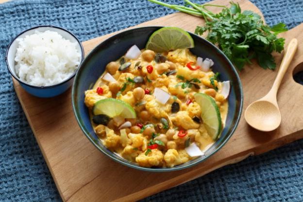 Curry de garbanzo y coliflor