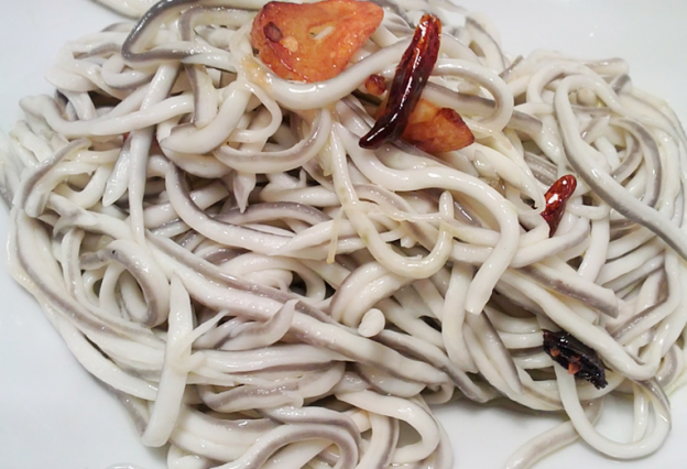 gulas al ajillo