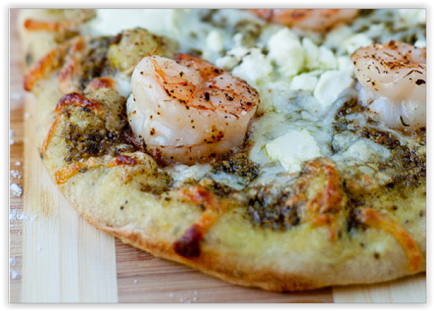 47. Pizza pesto con gambas