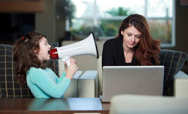 Cómo enseñar a tus NIÑOS a no INTERRUMPIR las conversaciones