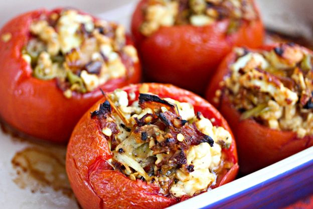 Tomates rellenos al horno