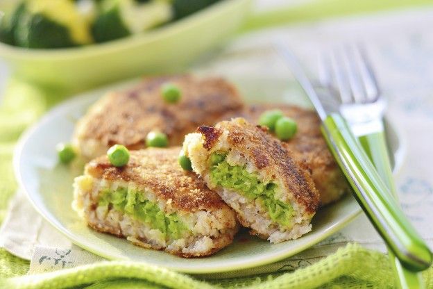 Tortitas de calabacín y guisantes