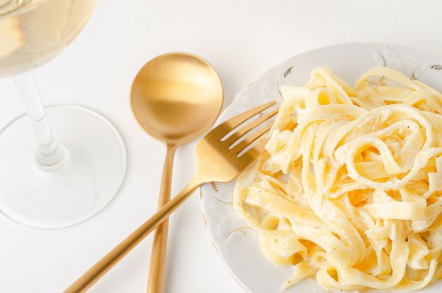 Fettuccine con mascarpone y limón