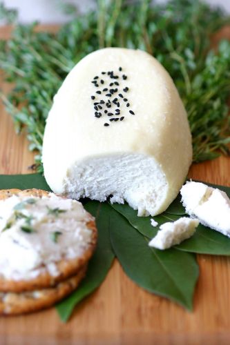 Queso de almendras vegano