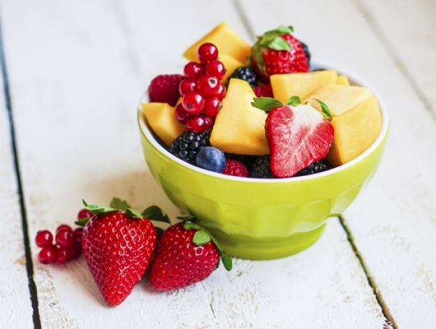 Ensalada de frutas con dulce de leche