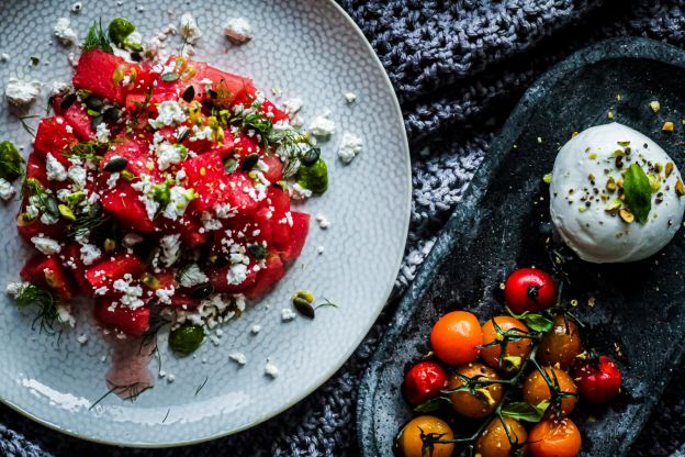 Ensalada de sandía y burrata