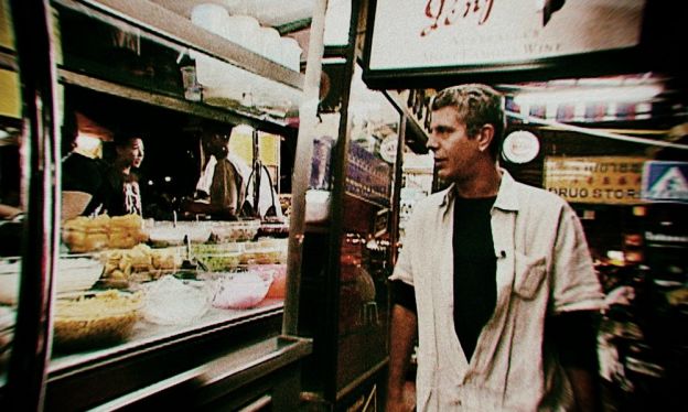 2002: Bourdain obtuvo su primer show en el canal THE Food Network, A Cook's Tour