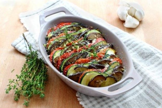 Para los incondicionales de la dieta mediterránea: Tian de verduras