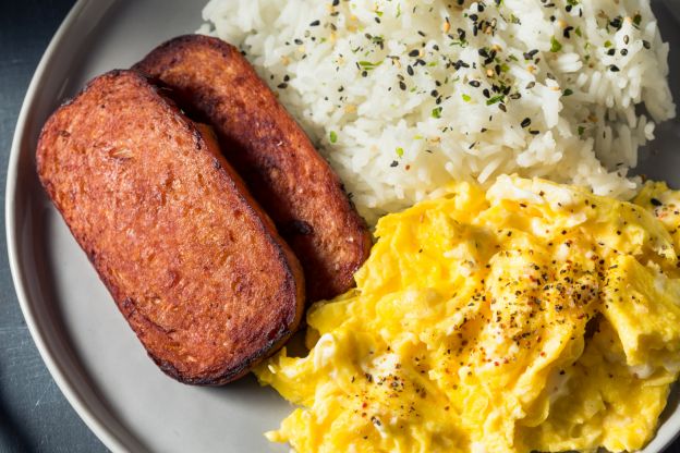 Hawaii - Spam, huevos y arroz