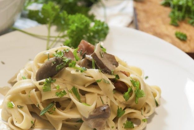 Tagliatelles con champiñones