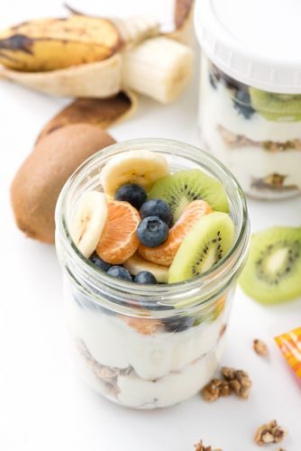 Yogurt con frutas