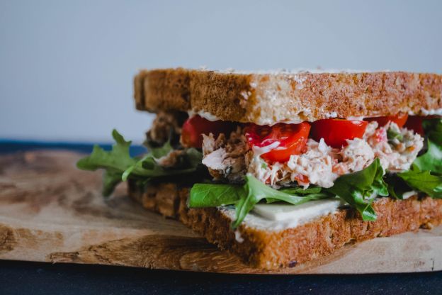 Sándwich de ensaladilla