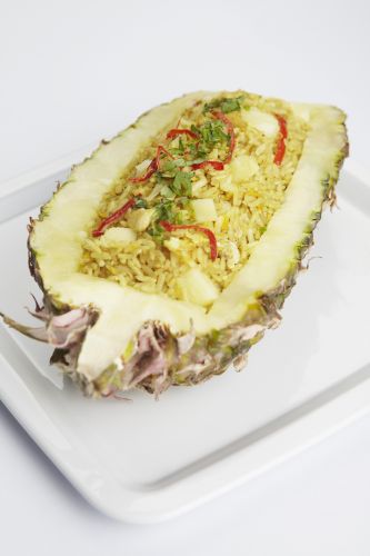 Piña rellena