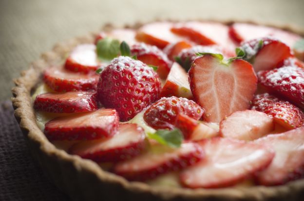 Tarta de fresas con crema pastelera