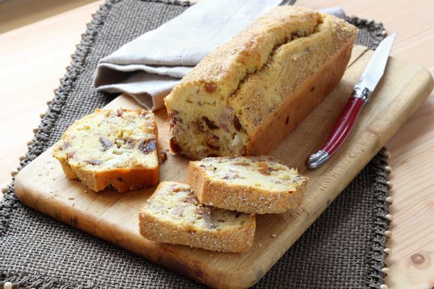 Cake de queso de cabra, higos y jamón