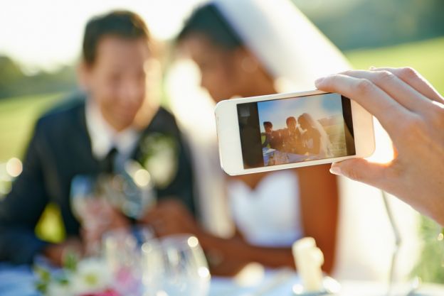 10. vivir la boda a través de tu smartphone