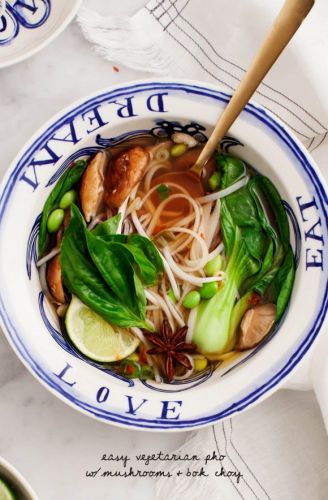 Pho vegetariano