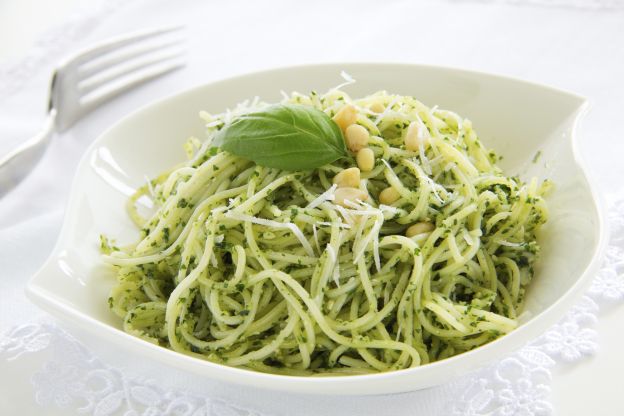 Fettuccine al pesto genovés