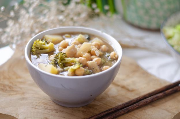 Garbanzos con brócoli