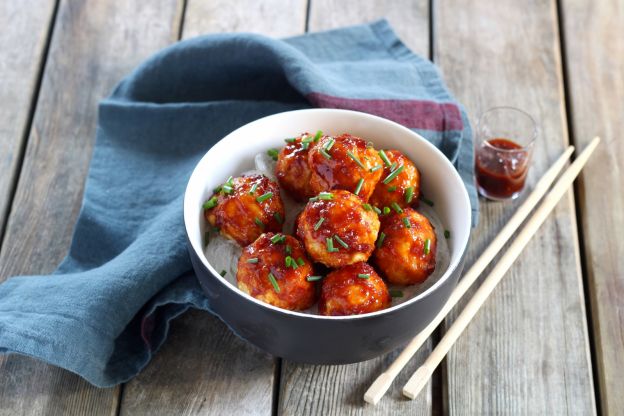 Albóndigas de pollo en salsa BBQ