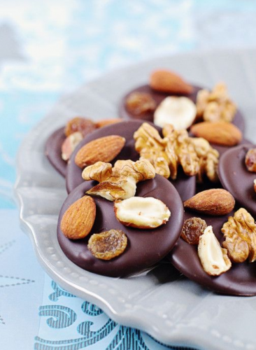 Galletitas de chocolate negro con frutos secos