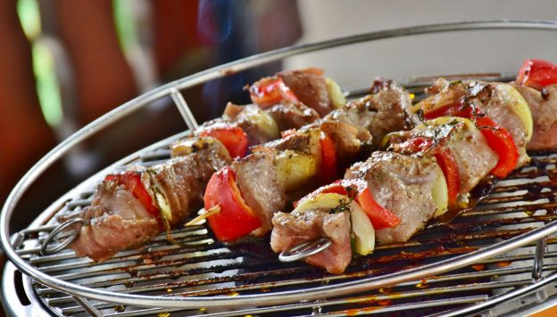 Brochetas de cerdo estilo asiático