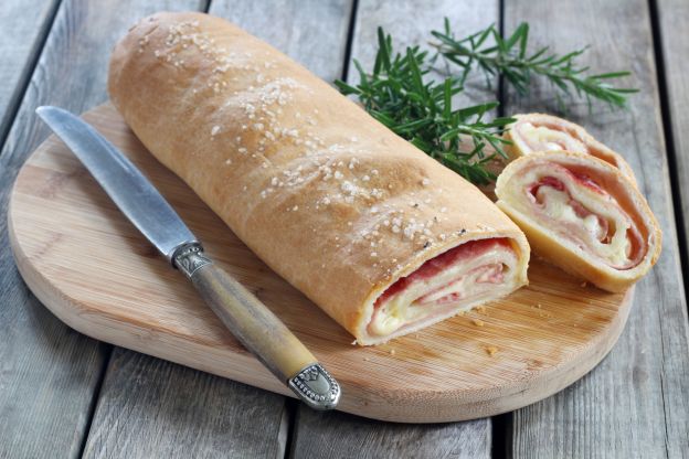 Rollo de jamón y queso