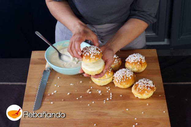 Preparación de las mini tartas tropéziennes