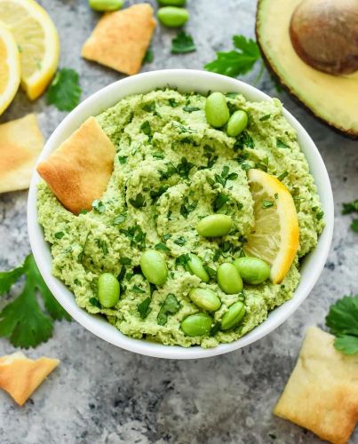 hummus de aguacate y edamame