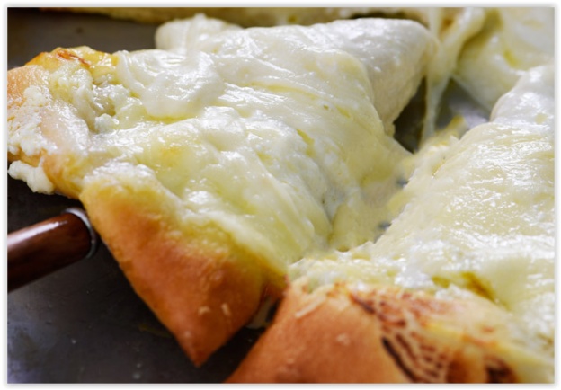 85. Pizza bianca con queso