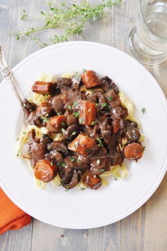 vegan mushroom Bourguignon