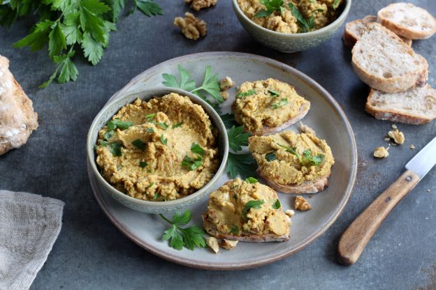 Paté de lentejas, nueces y setas