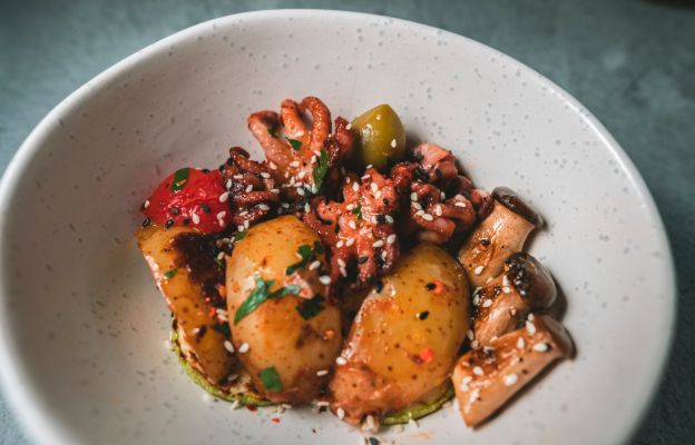 Pulpitos marinados con verduras