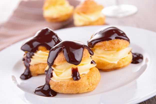 Profiteroles de limón