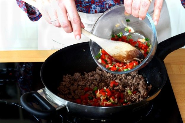 7. Echamos las verduras