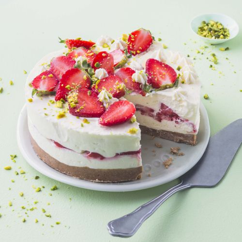 Tarta de fresas y queso cremoso sin hornear