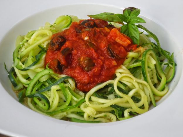 ZOODLES con salsa de tomate