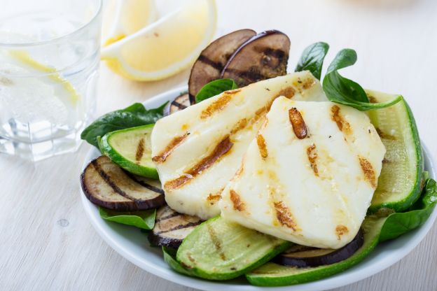 Queso halloumi asado