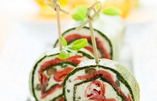 Rollitos de espinaca y salmón