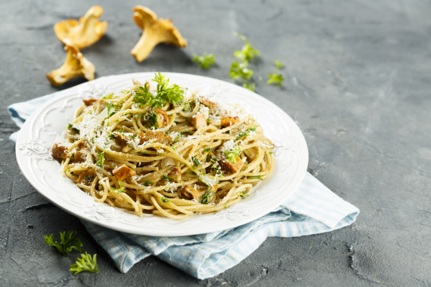 Espagueti con boletus al ajillo