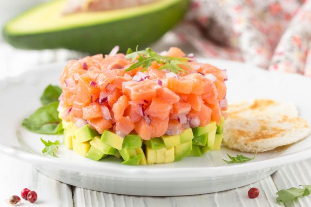 Tartar de salmón y aguacate