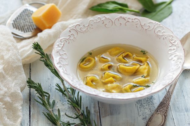 Tortellini in brodo