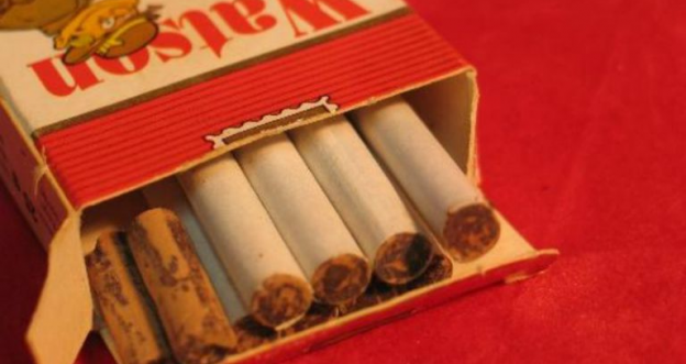 12.- cigarros de chocolate